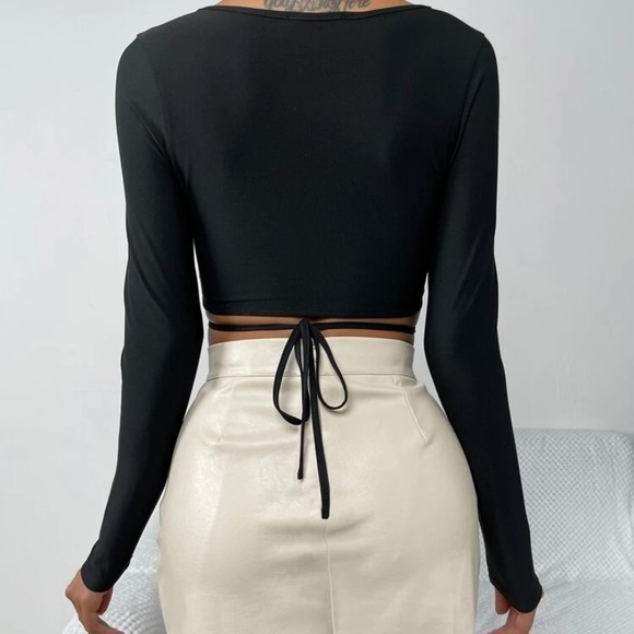 SHEIN Cropped Love sleeve with Tie - Picture 2 of 4